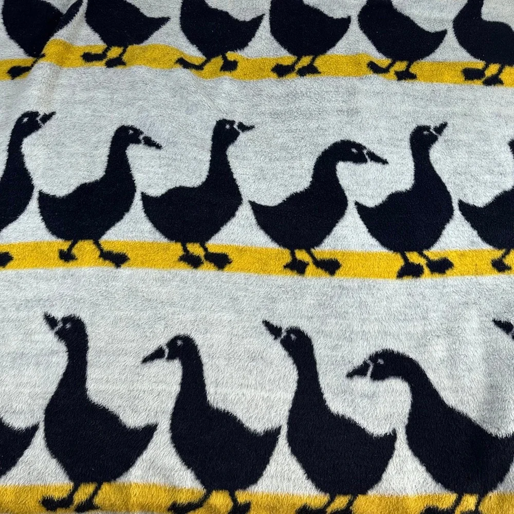 VTG Vuteks Crown‎ Crafts Goose Blanket Unisex 60x80 Blue Yugoslavia